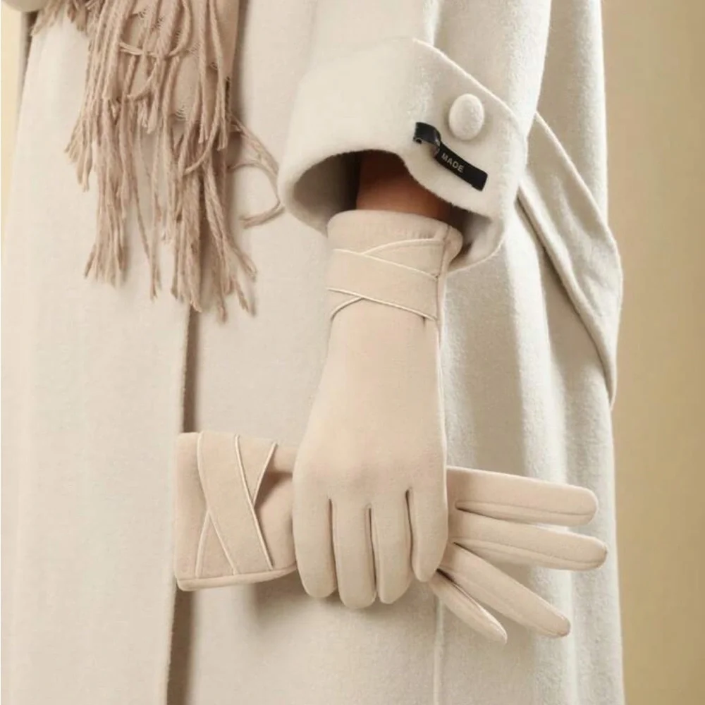 Women's Winter Gloves Windproof And Warm, Fleece Lined, Touch Screen Compatible